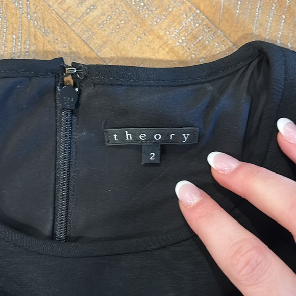 Theory Shift Dress - Picture 4 of 5